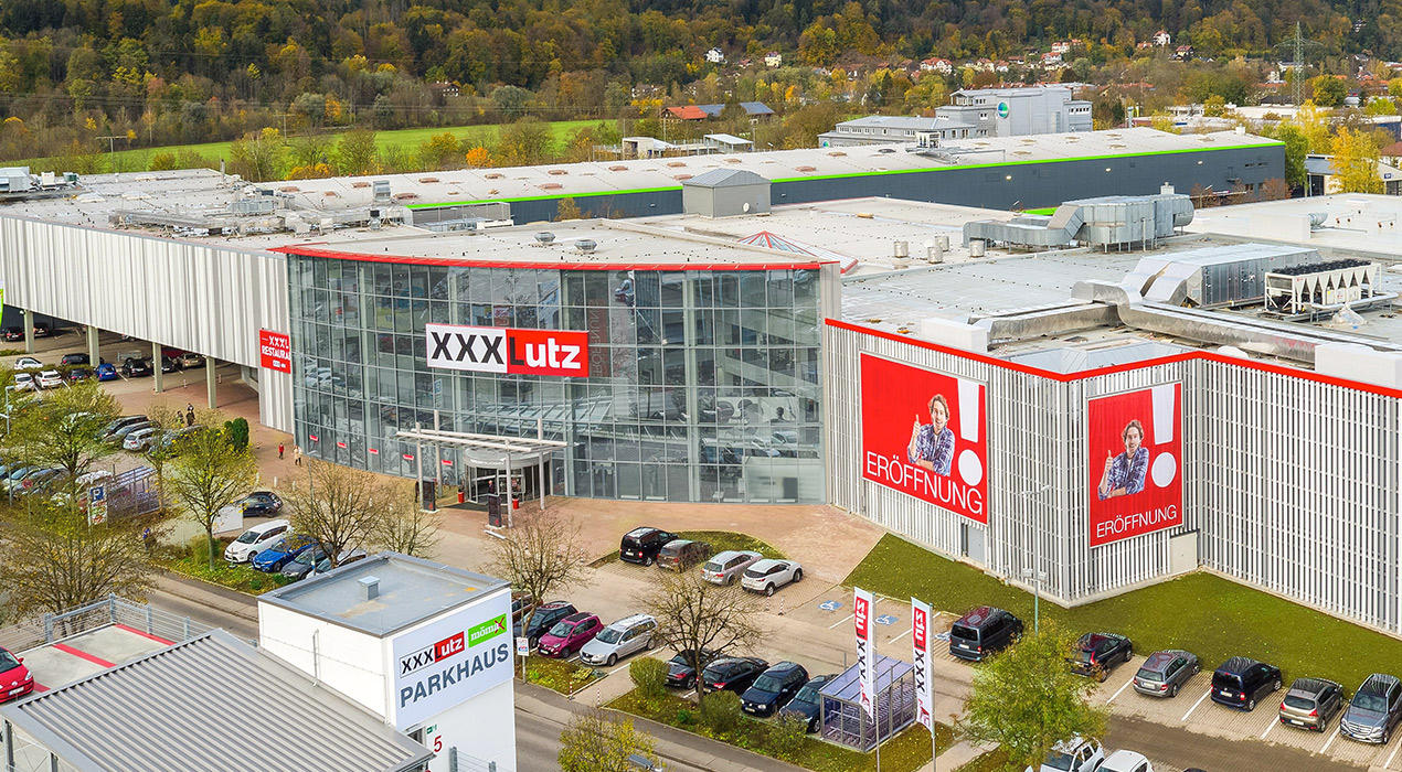 XXXLutz store